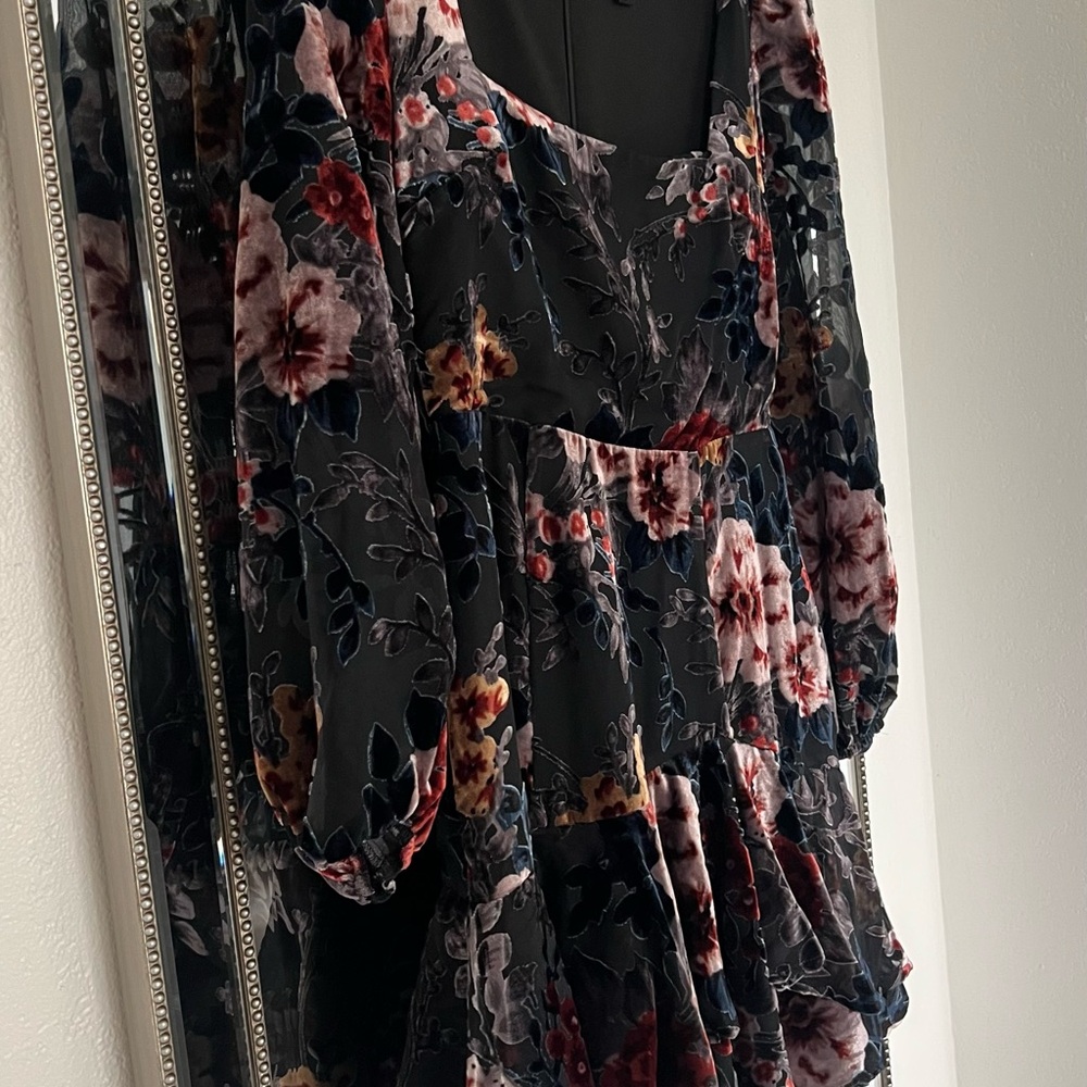 Allegra Dress- Yumi Kim -Floral Print Mini Dress from revolve - Picture 2 of 3